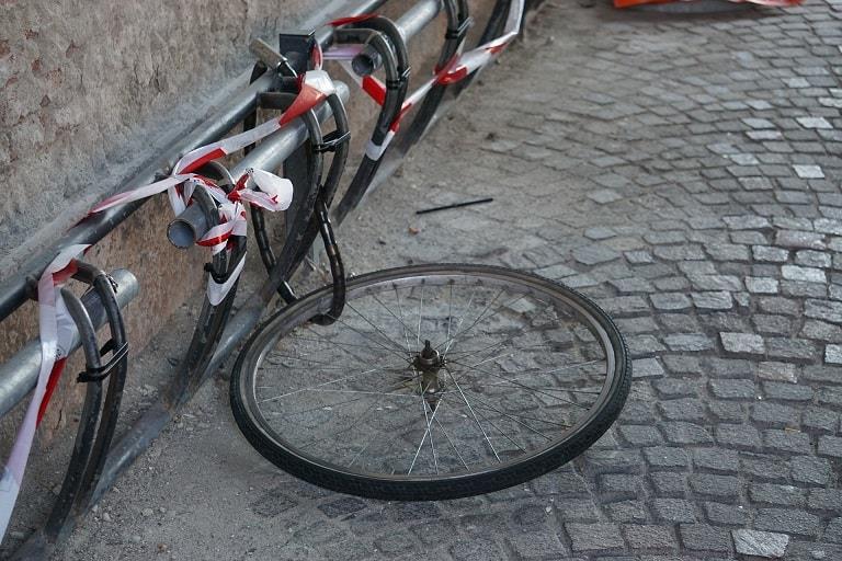 Kradzież roweru jak jej uniknąć Co robić gdy nas spotka