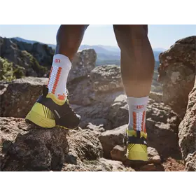 Skarpetki kompresyjne COMPRESSPORT Pro Racing Socks v4.0 Trail